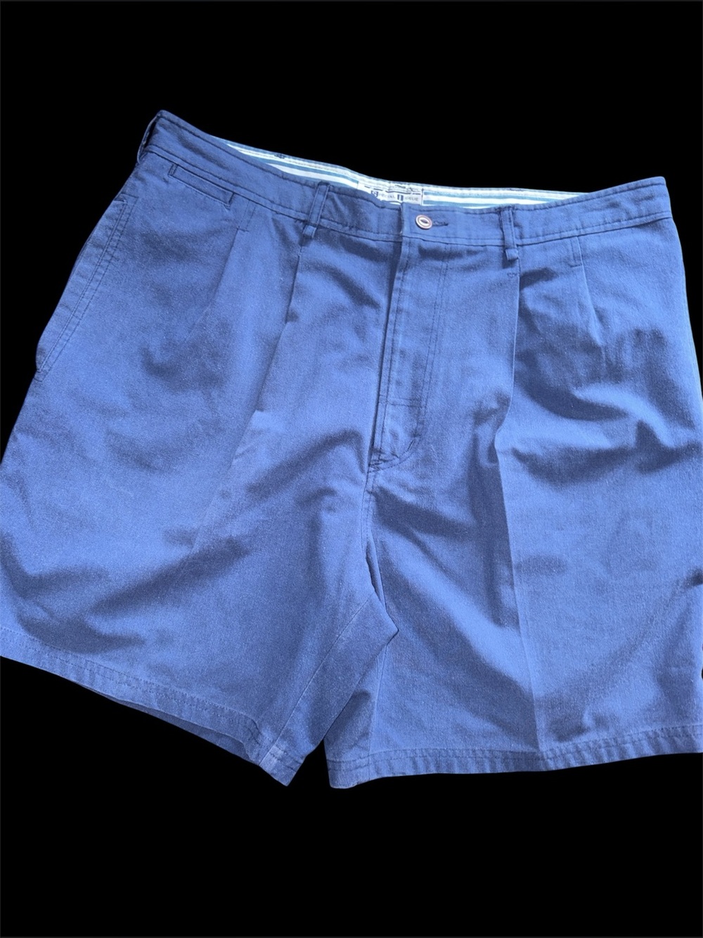 Bugle Boy Navy Blue Flat-Front Men's Shorts 38
